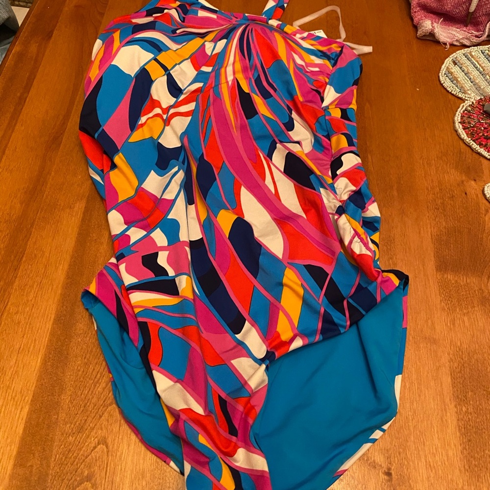 Trina Turk multi rio rev bathing suit NWT 14